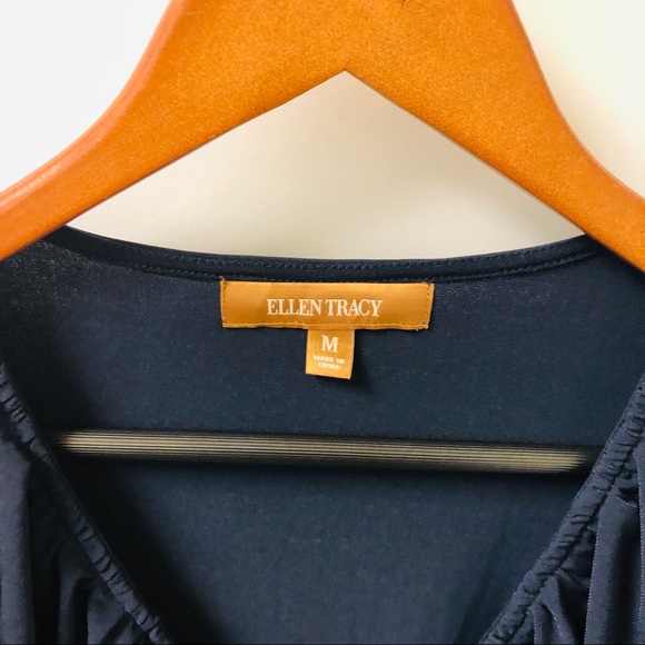 🛍Ellen Tracey navy blue ruffle front blouse EUC!! - Picture 2 of 5
